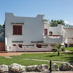 Trevi Village 4*