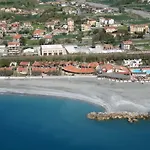Hotel Trevi Village 4*