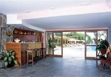 Trevi Village 호텔 4*