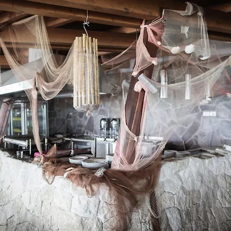 Trevi Village 호텔