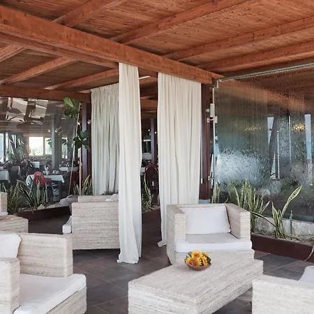 호텔 Trevi Village